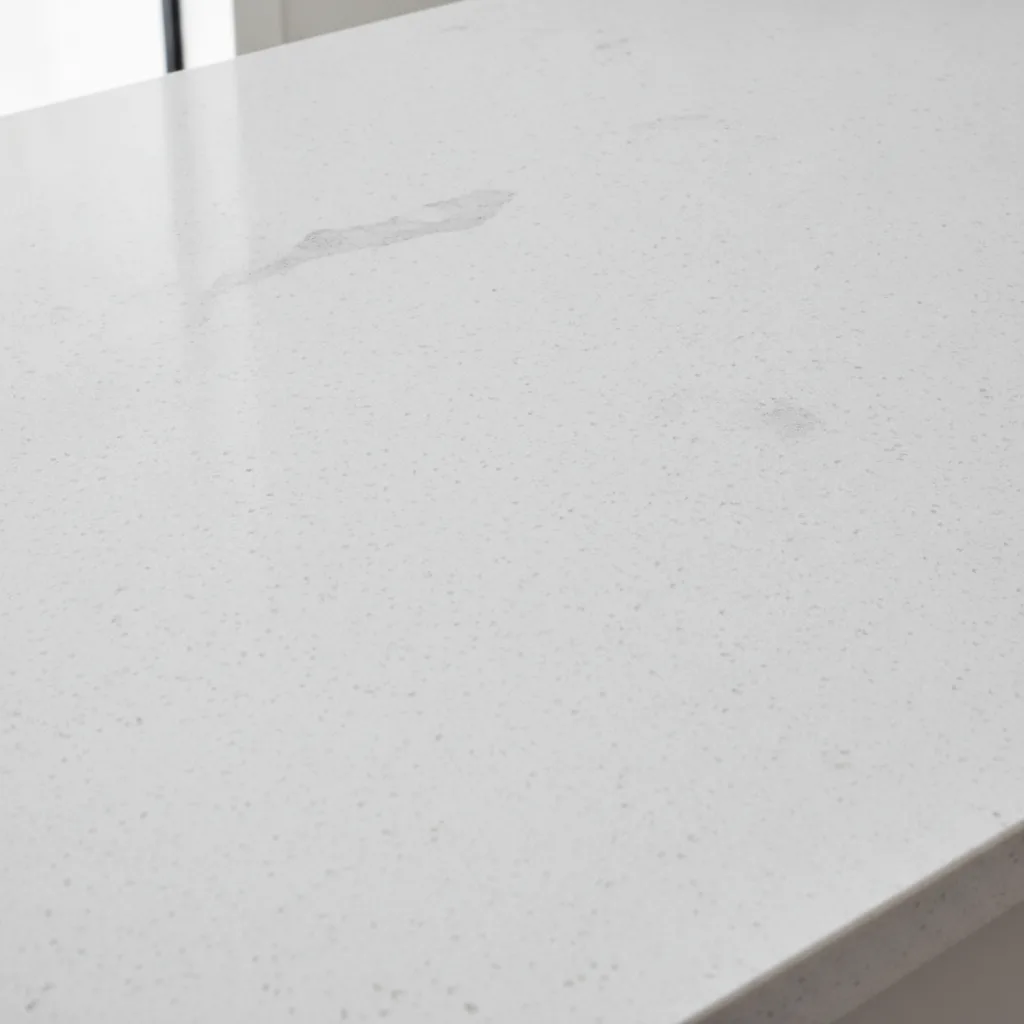 quartz vs granit plan de travail